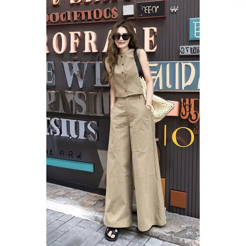 Ensemble Casual Chic & Vintage – Gilet Sans Manches et Pantalon Large Kaki